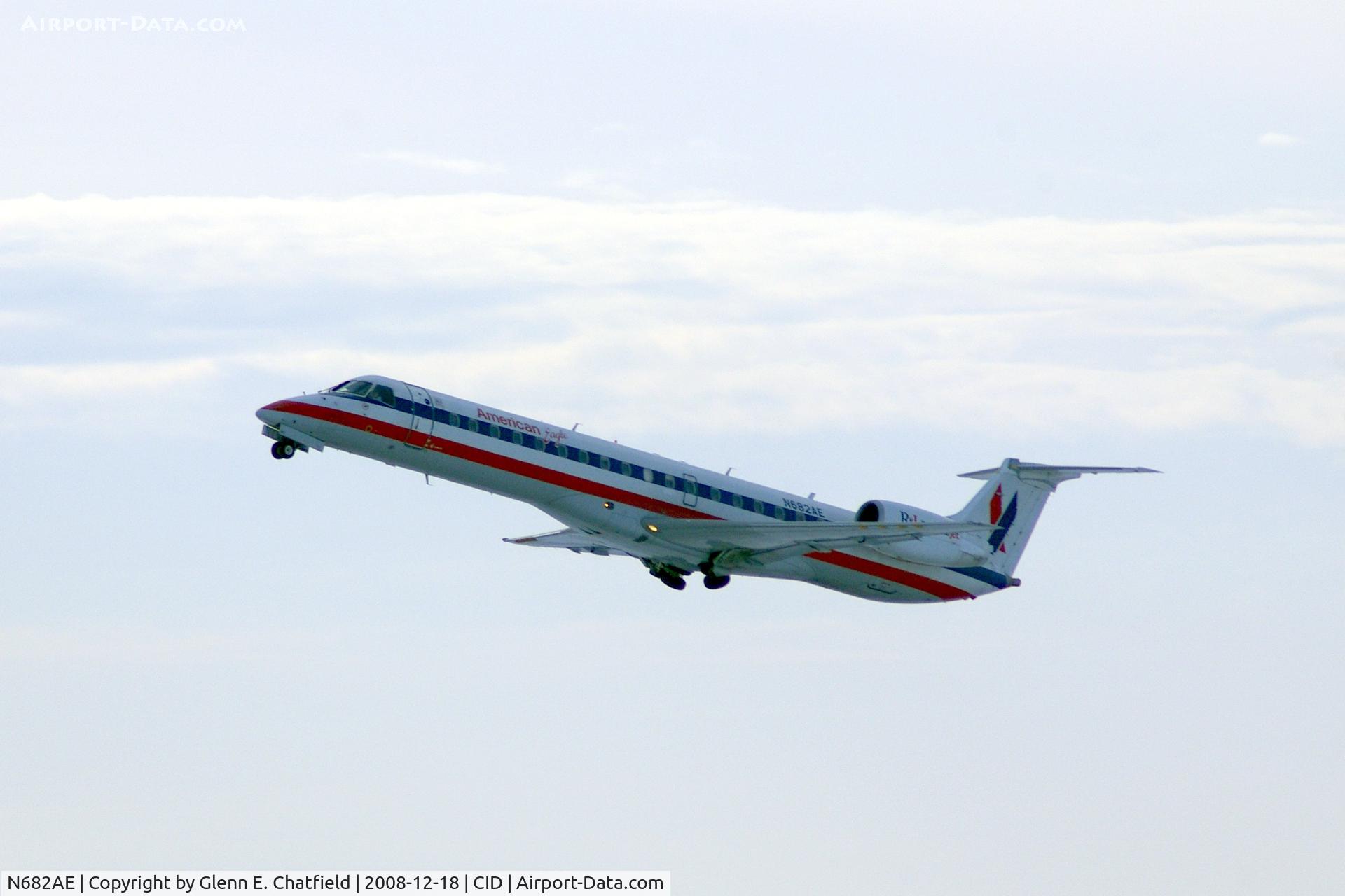 N682AE, 2004 Embraer ERJ-145LR (EMB-145LR) C/N 14500826, Departing Runway 9.