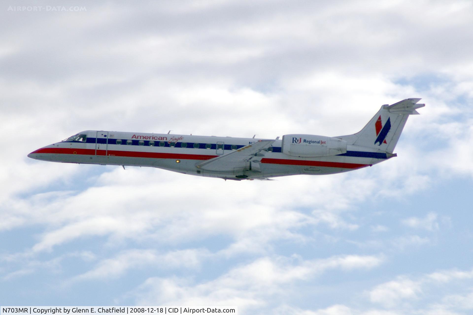 N703MR, 1999 Embraer ERJ-135LR (EMB-135LR) C/N 145173, Departing Runway 9