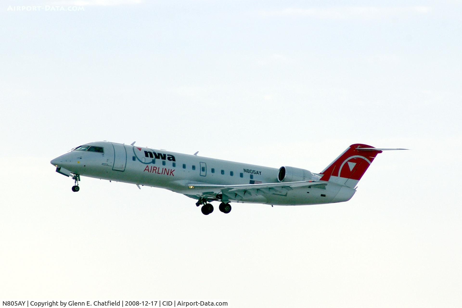 N805AY, 2005 Bombardier CRJ-200LR (CL-600-2B19) C/N 8005, Departing Runway 9.