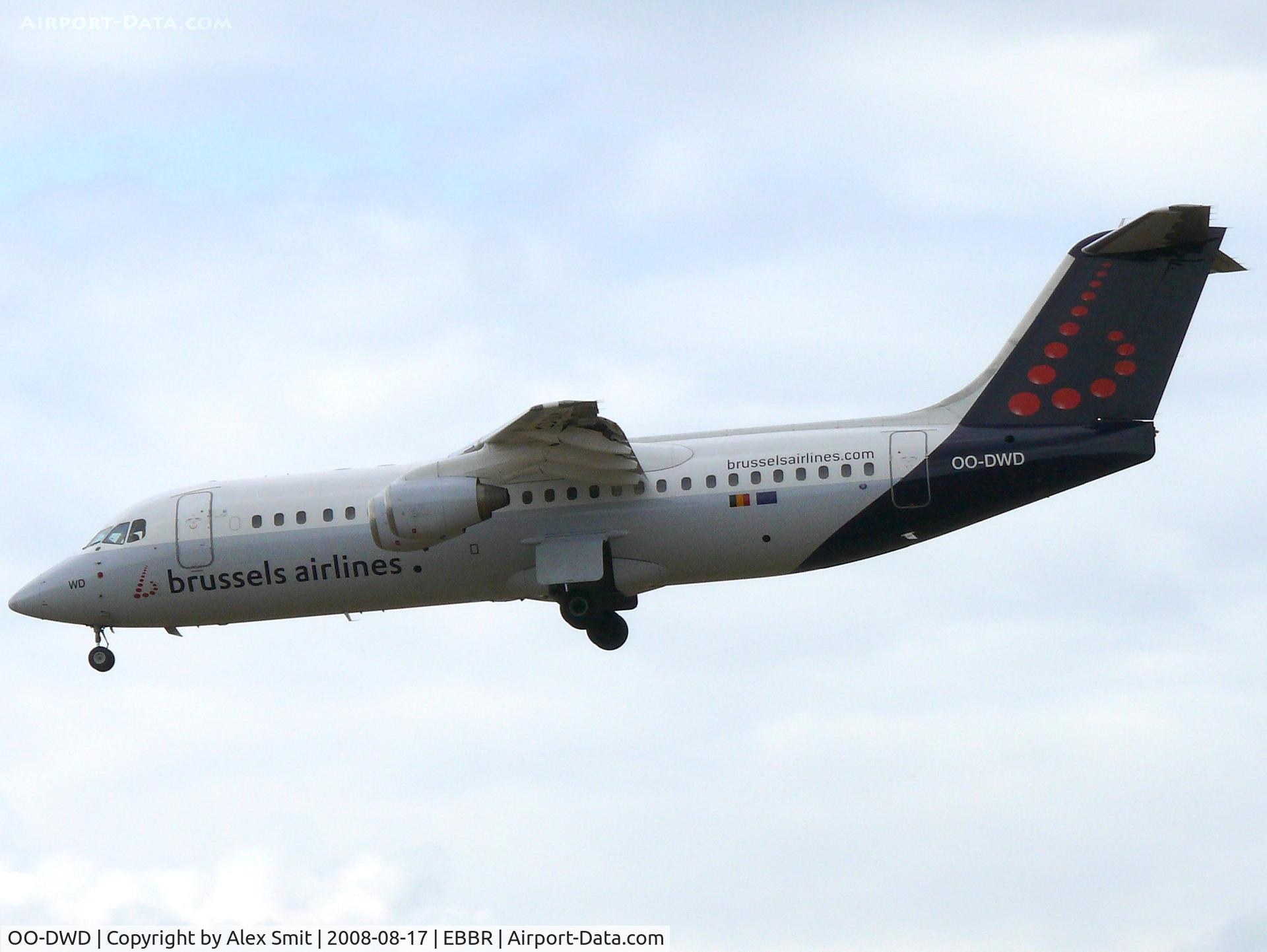 OO-DWD, 1998 British Aerospace Avro 146-RJ100 C/N E3324, British Aerospace BAe146-300/RJ100 OO-DWD Brussels Airlines