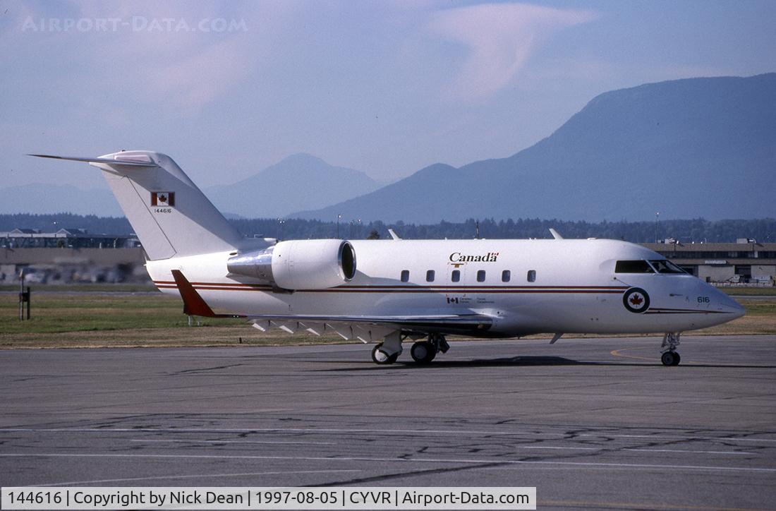 144616, 1985 Canadair CC-144B Challenger (CL-600-2B16) C/N 3038, CYVR