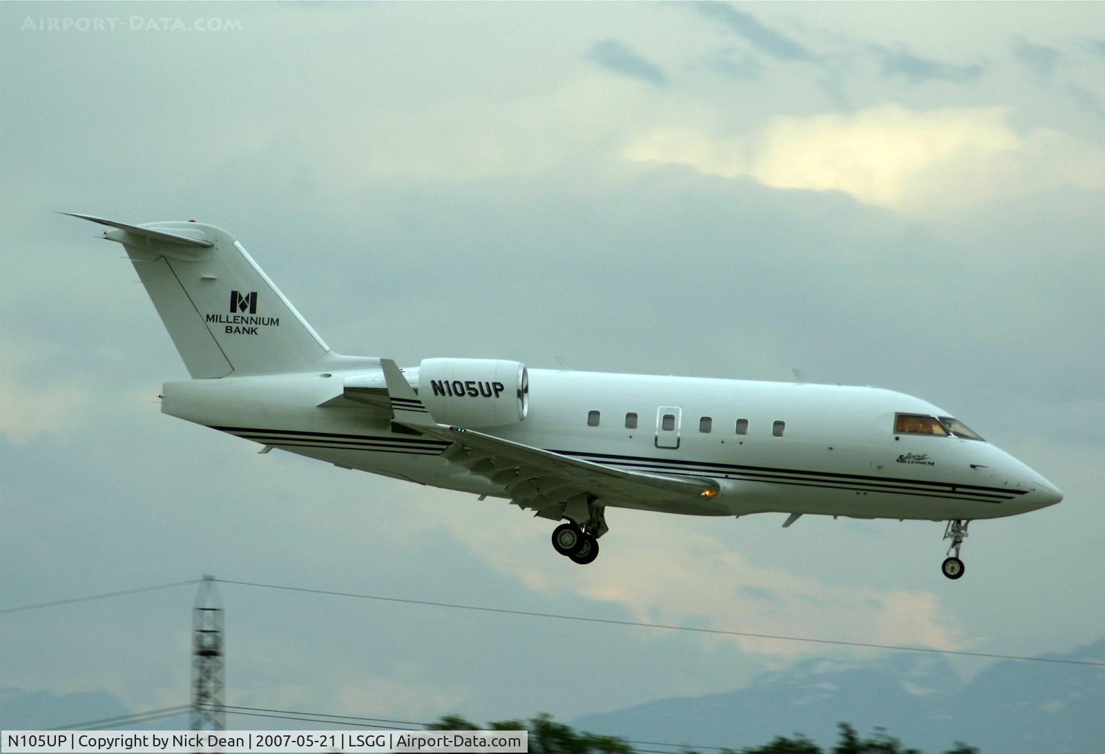 N105UP, 1987 Canadair Challenger 601 (CL-600-2A12) C/N 3066, LSGG