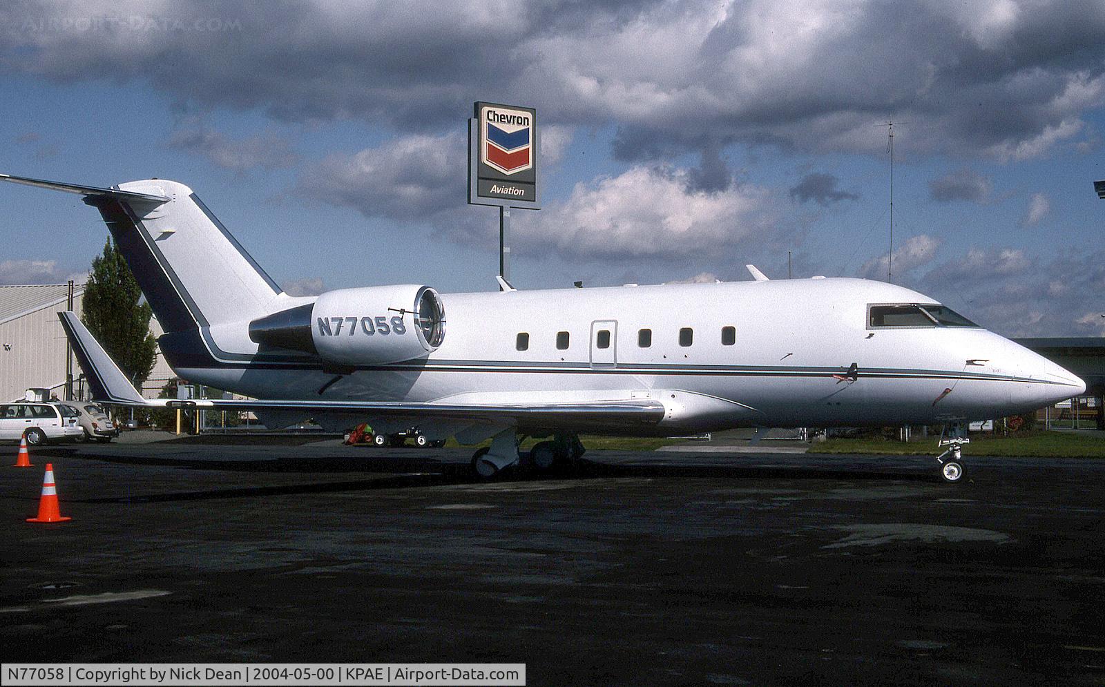 N77058, 1988 Canadair Challenger 601-3A (CL-600-2B16) C/N 5017, KPAE (Seen here as N77058 is currently registered N404HG)