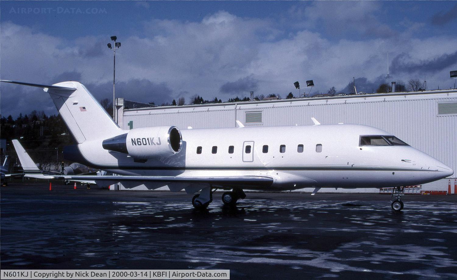 N601KJ, 1995 Canadair Challenger 601-3R (CL-600-2B16) C/N 5187, KBFI