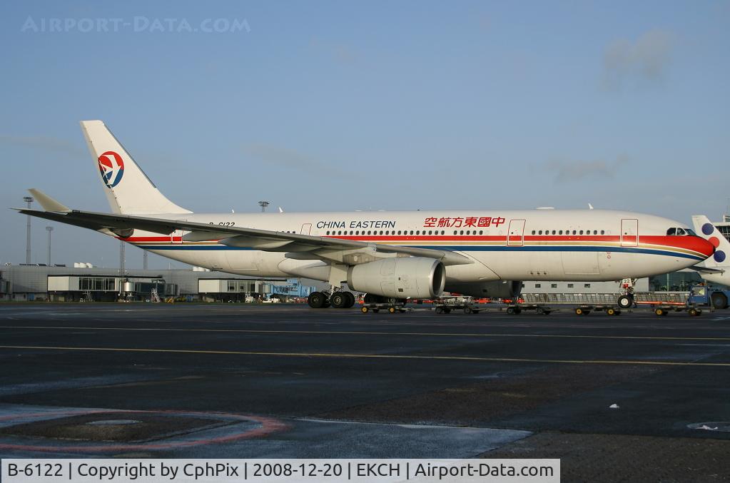 B-6122, 2006 Airbus A330-243 C/N 732, A330