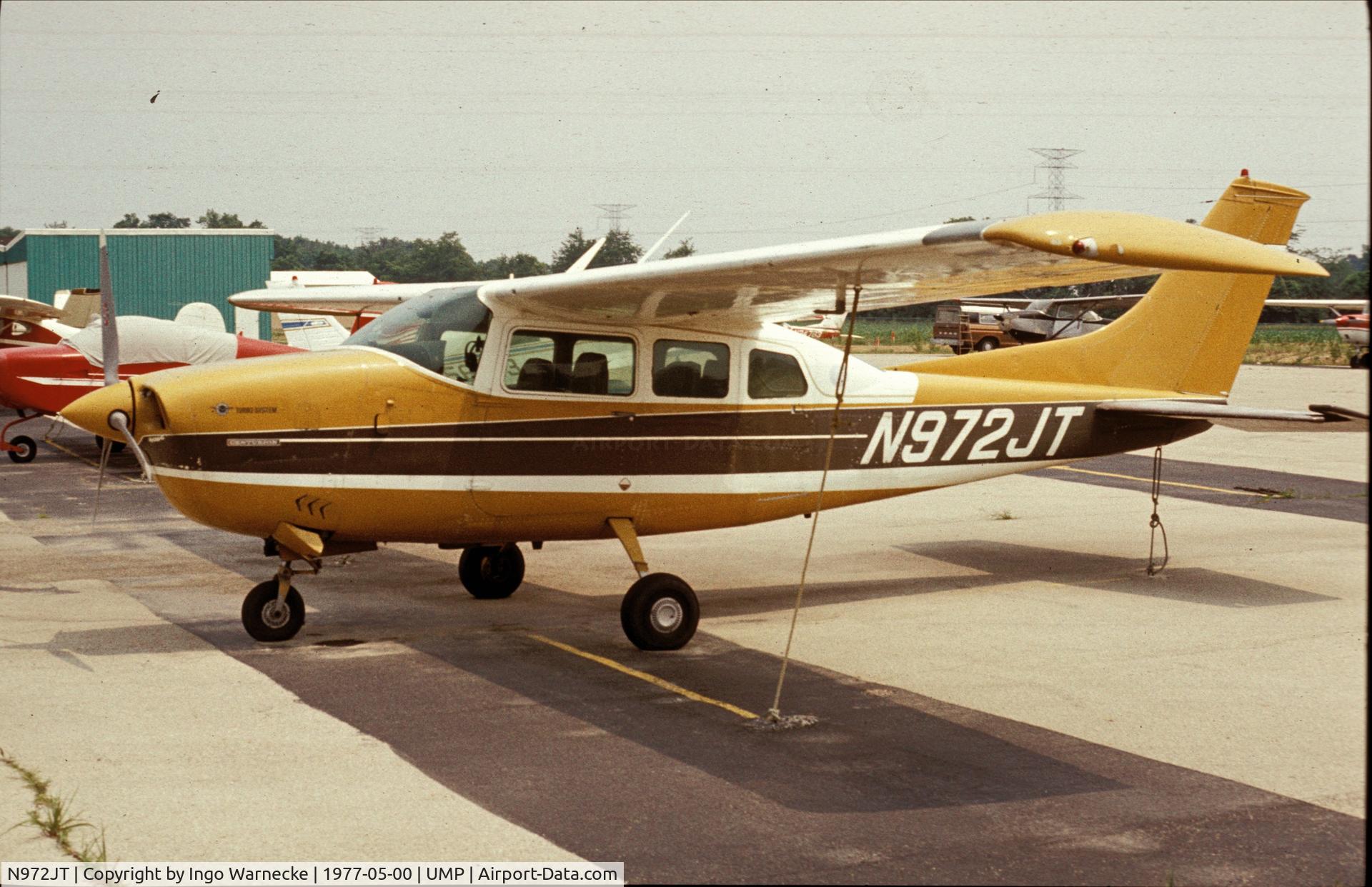 N972JT, Cessna T210J Turbo Centurion C/N T210-0405, Cessna T210J Centurion at Indianapolis Metropolitan Airport