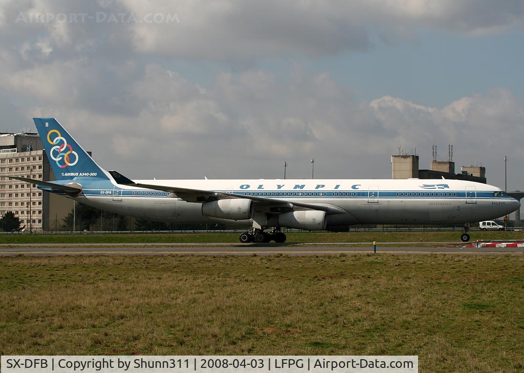 SX-DFB, 1999 Airbus A340-313X C/N 239, Passing on parallels runways...