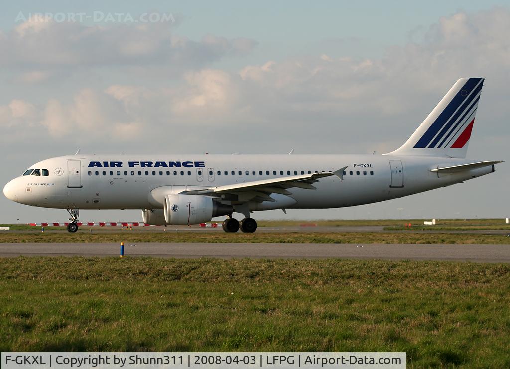 F-GKXL, 2006 Airbus A320-214 C/N 2705, Arriving from flight...