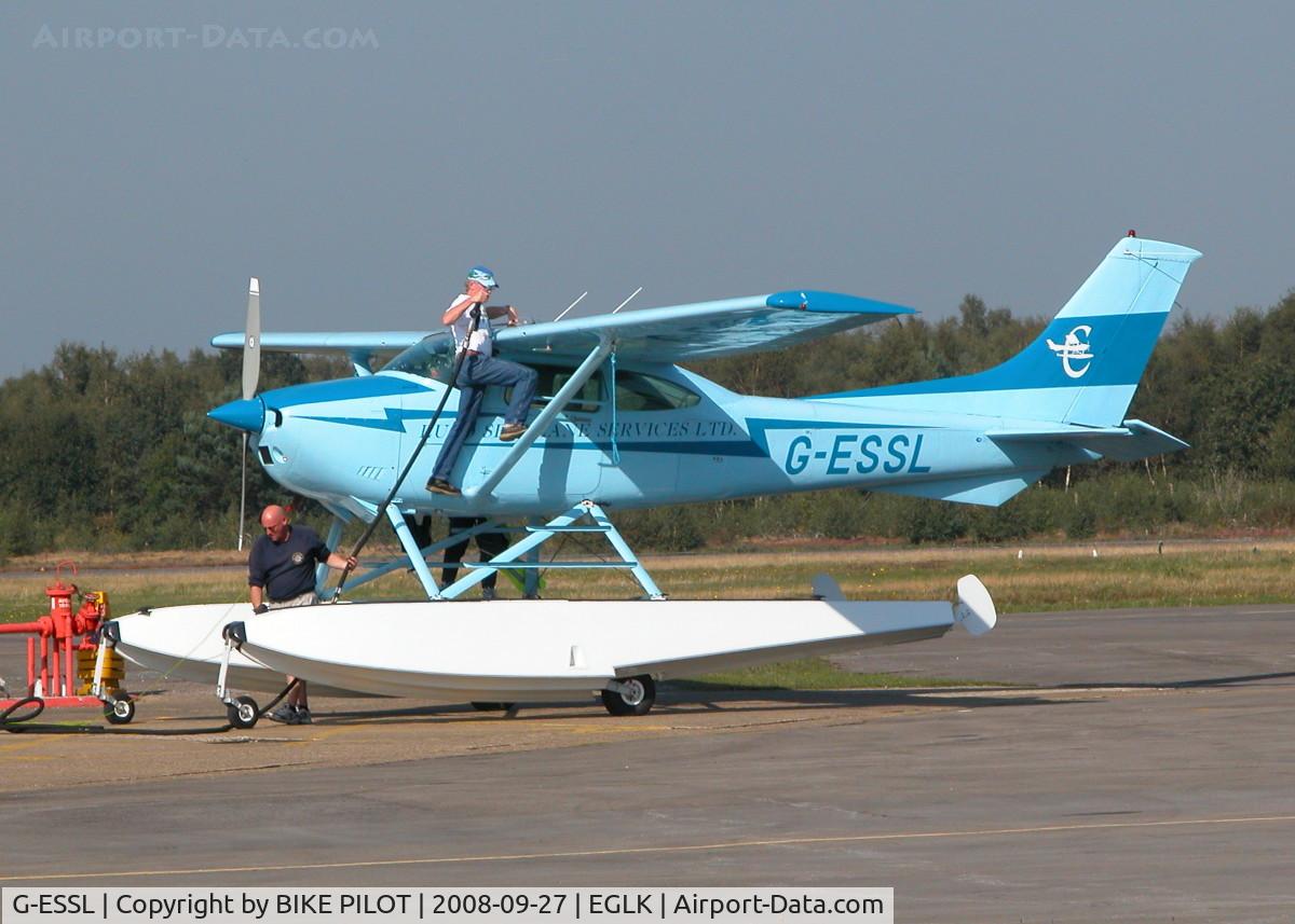 G-ESSL, 1981 Cessna 182R Skylane C/N 182-67947, YOU NEED A HEAD FOR HEIGHTS JUST RE-FUEL THIS AIRCRAFT