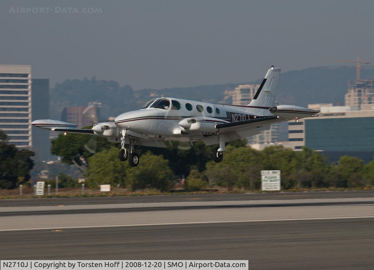 N2710J, 1979 Cessna 335 C/N 335-0043, N2710J arriving on RWY 21