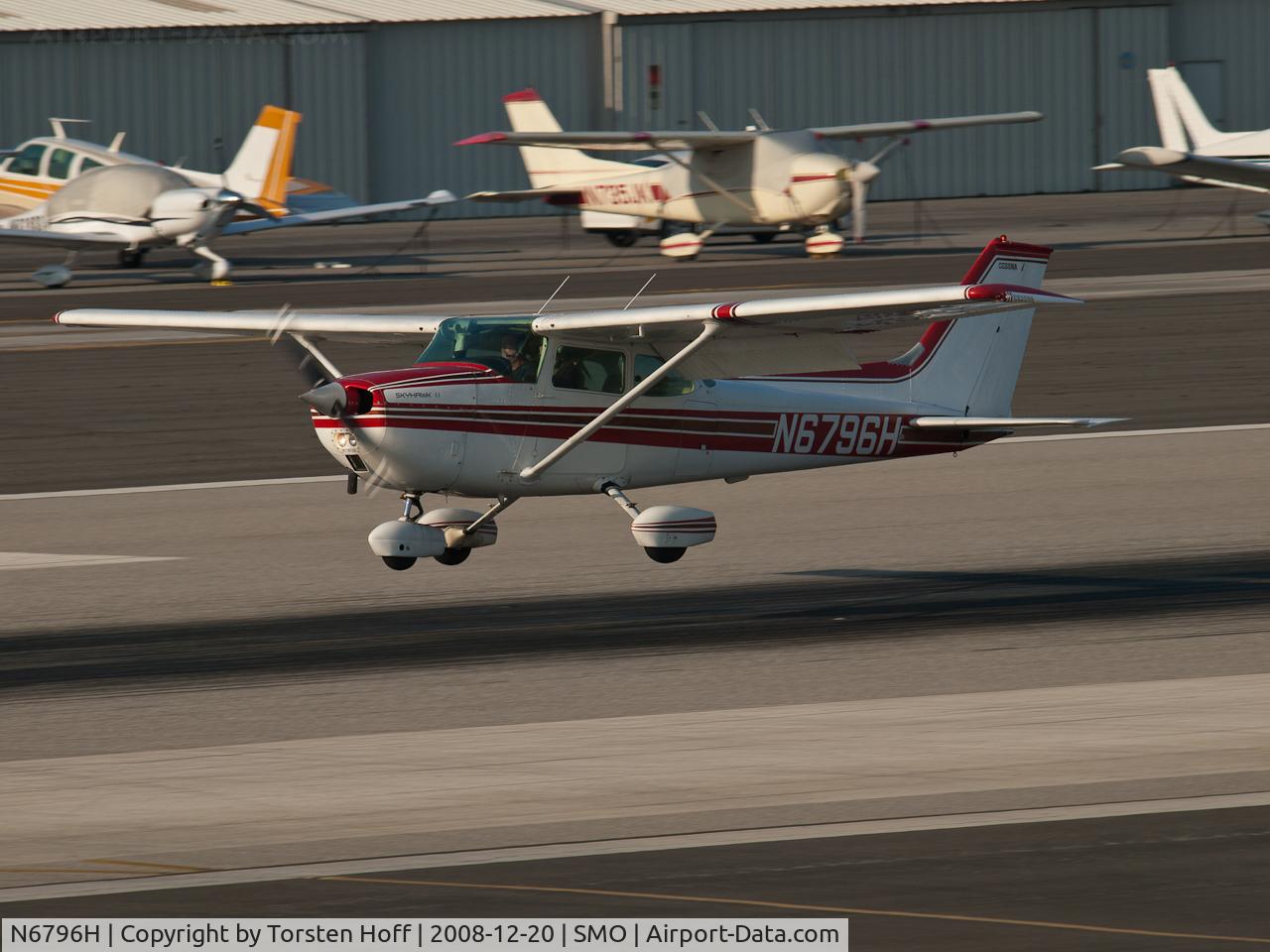 N6796H, 1975 Cessna 172M C/N 17265584, N6796H arriving on RWY 21