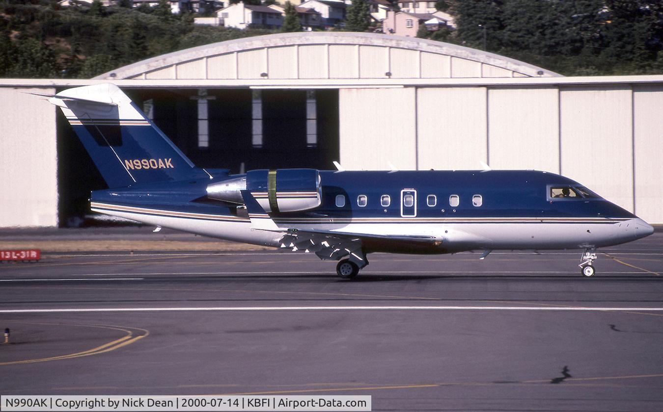 N990AK, 1997 Canadair Challenger 604 (CL-600-2B16) C/N 5337, KBFI