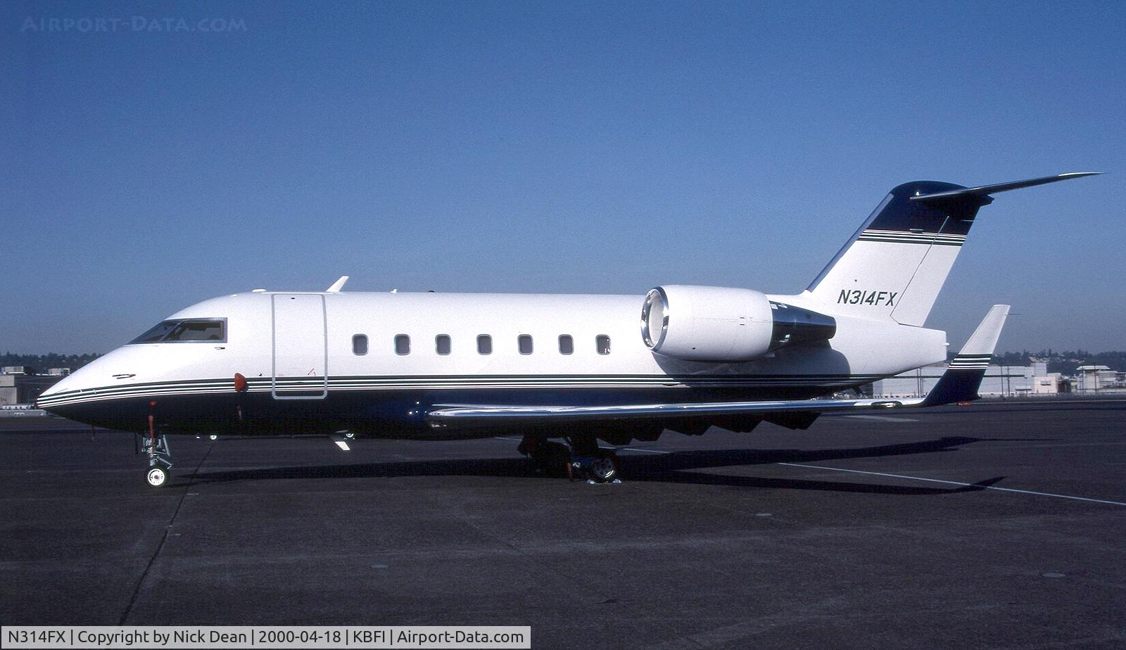 N314FX, 1998 Bombardier Challenger 604 (CL-600-2B16) C/N 5372, KBFI