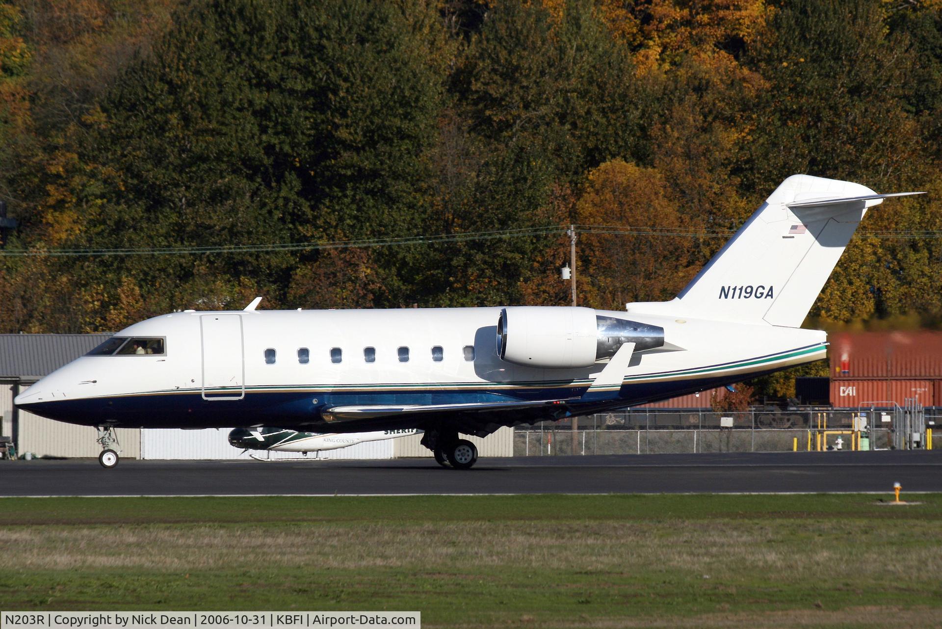 N203R, 1998 Bombardier Challenger 604 (CL-600-2B16) C/N 5386, KBFI (Seen here as N119GA and now registered as posted N203R)