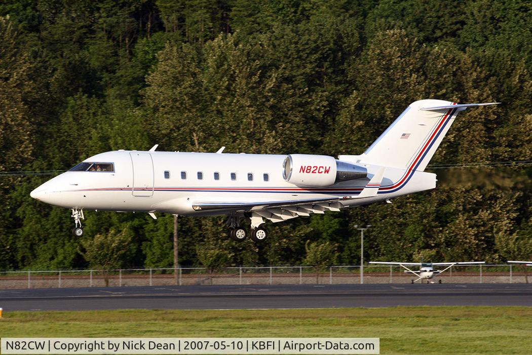 N82CW, 1998 Bombardier Challenger 604 (CL-600-2B16) C/N 5395, KBFI