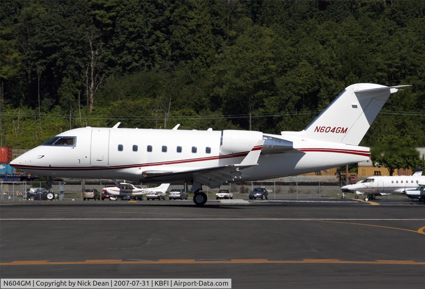 N604GM, 1998 Bombardier Challenger 604 (CL-600-2B16) C/N 5399, KBFI