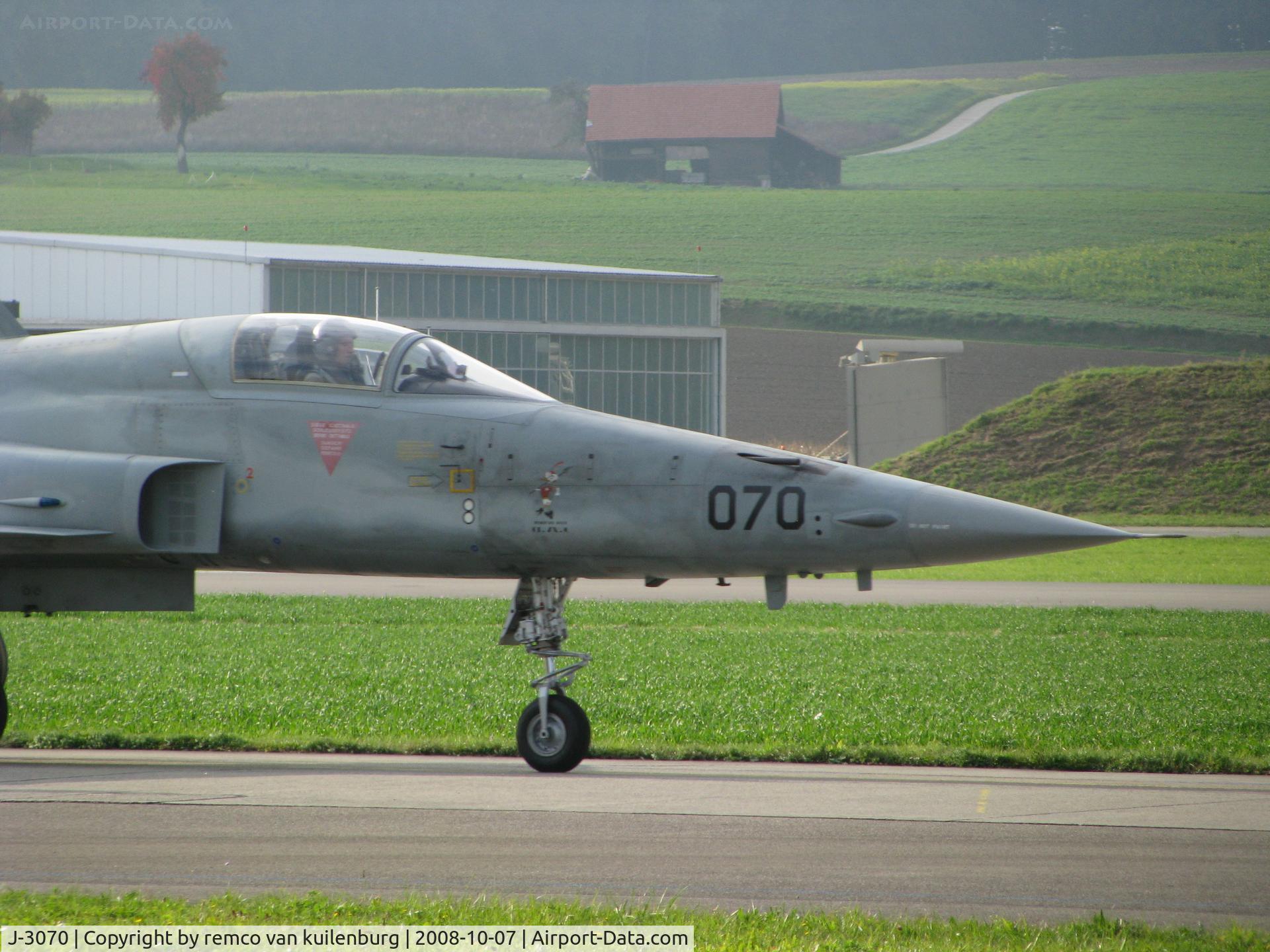 J-3070, Northrop F-5F Tiger II C/N L.1070, taxiing back on Payerne