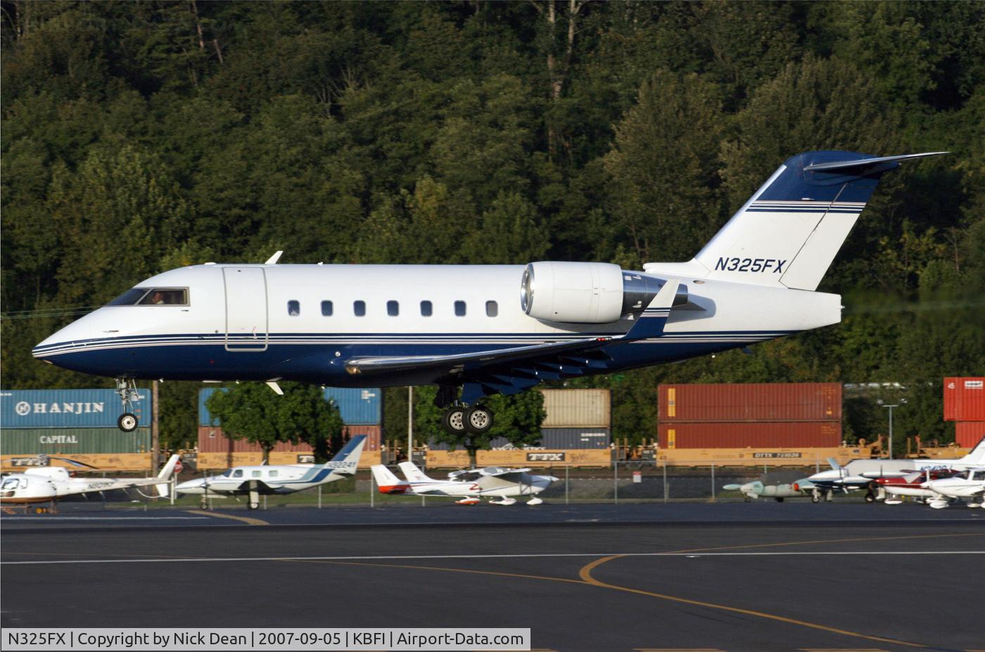 N325FX, 2000 Bombardier Challenger 604 (CL-600-2B16) C/N 5457, KBFI