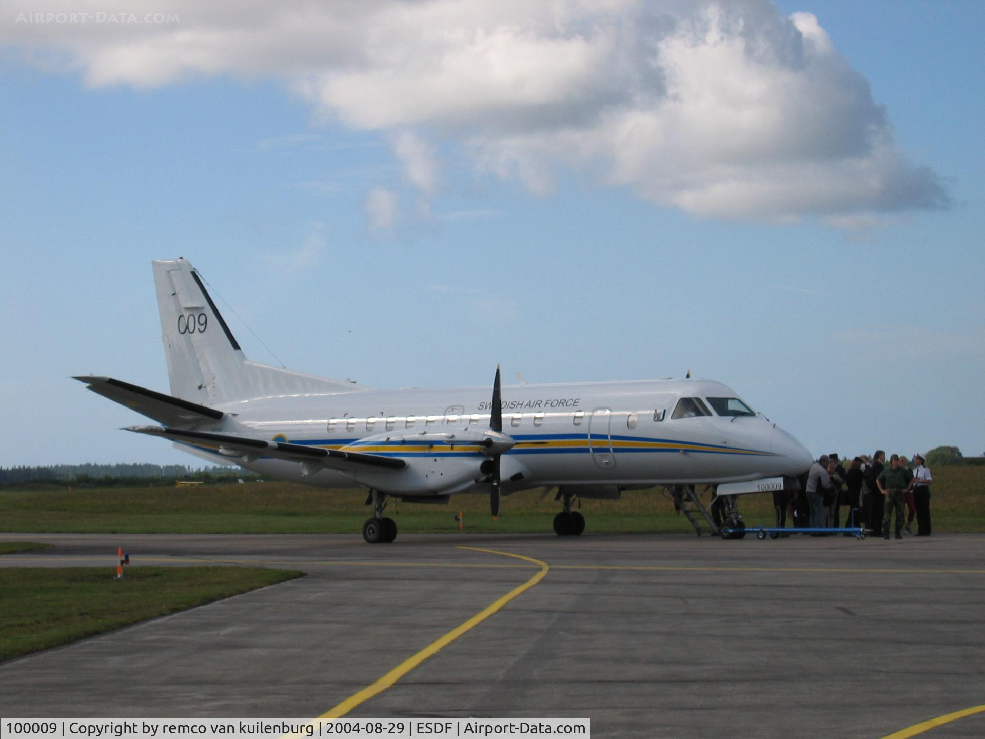 100009, 1995 Saab Tp100C (340BPlus) C/N 340B-372, open door Ronneby