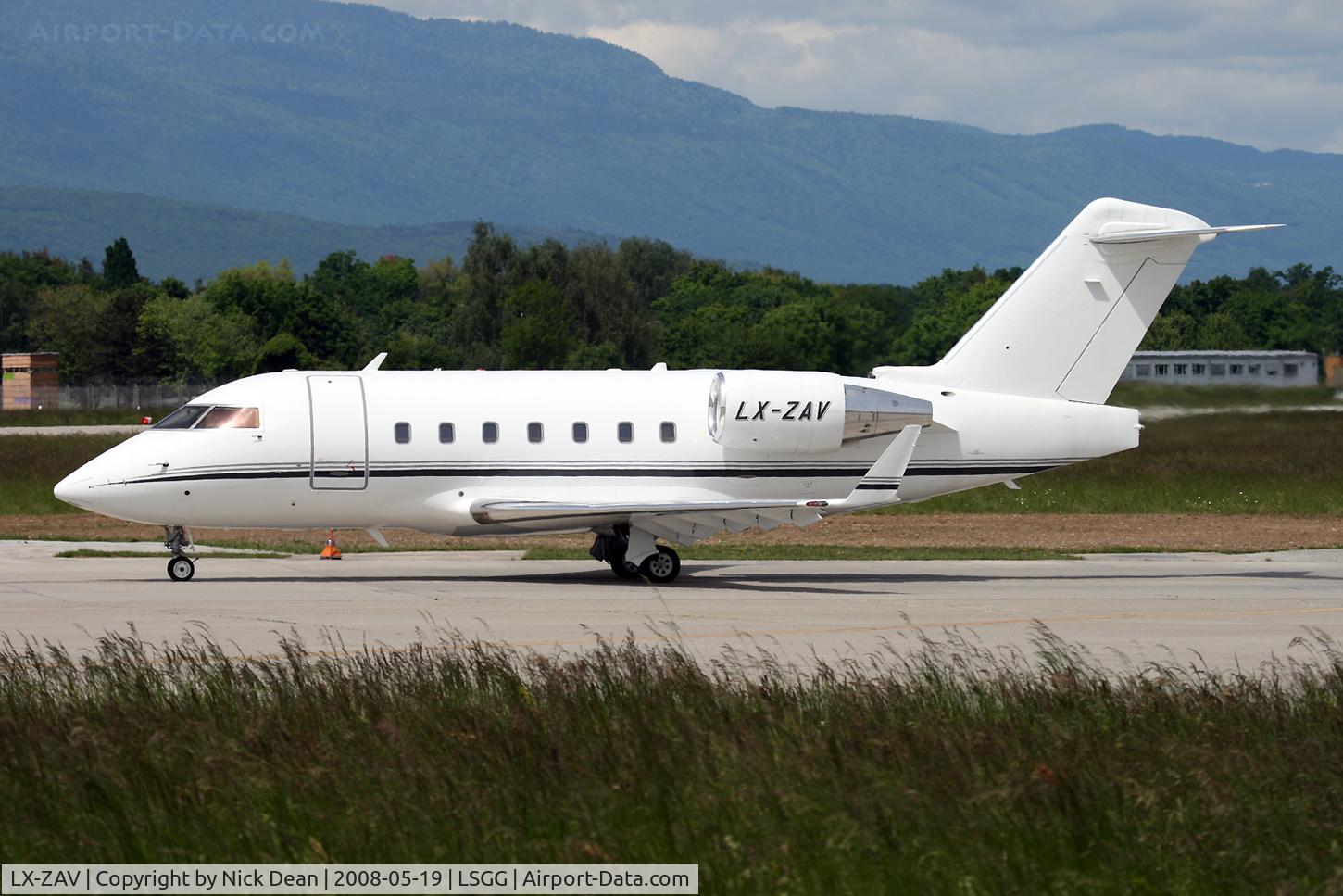 LX-ZAV, 2001 Bombardier Challenger 604 (CL-600-2B16) C/N 5523, LSGG