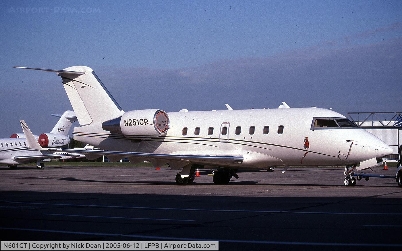 N601GT, 2002 Bombardier Challenger 604 (CL-600-2B16) C/N 5524, LFPB (Seen here as N251CP this frame is currently registered N601GT as posted)
