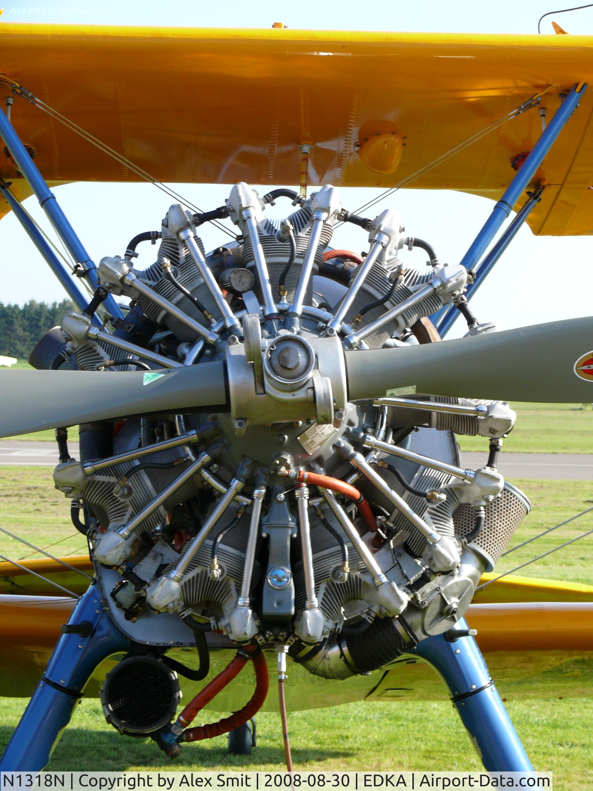 N1318N, 1942 Boeing E75 C/N 75-5601, Boeing E75 Stearman Kaydett N1318N painted as US Navy 207