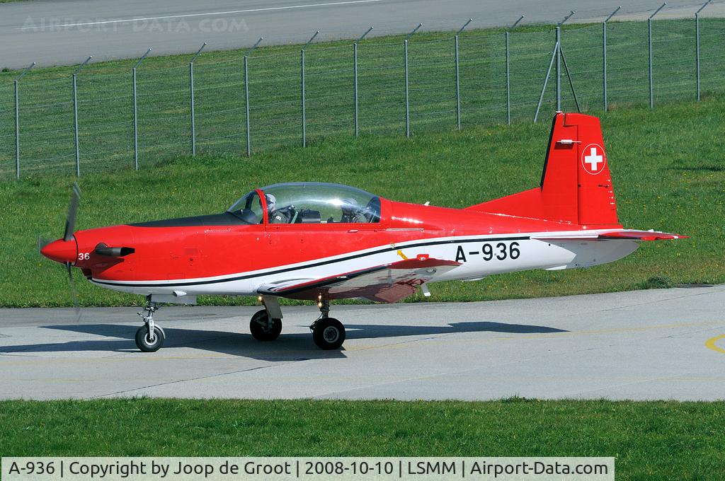 A-936, 1983 Pilatus PC-7 Turbo Trainer C/N 344, The PC-7 looks nice in its new bright colour scheme.