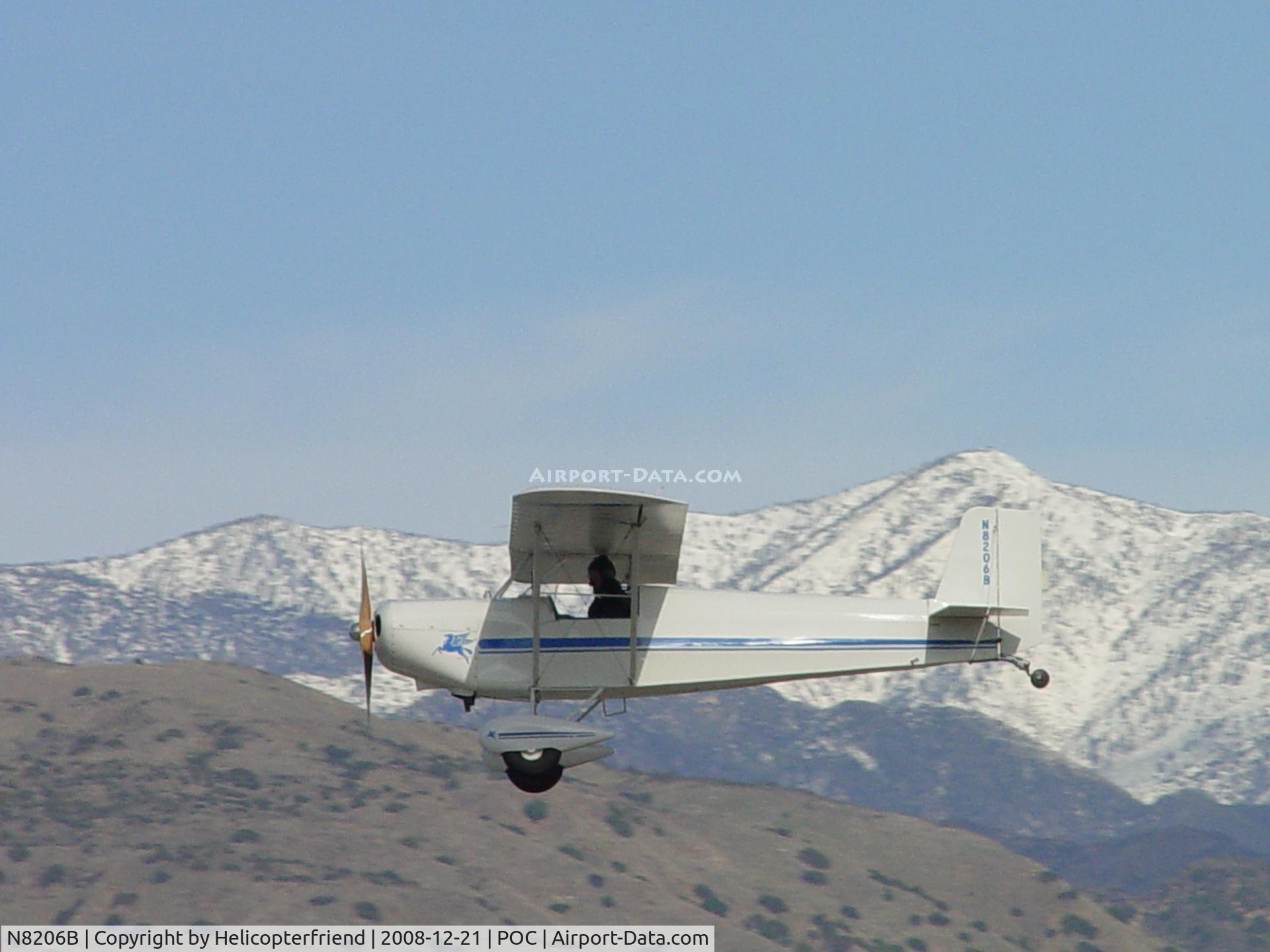 N8206B, Corben Junior Ace C/N 2723, Fly by/On display at Brackett/Flying in/Flying out