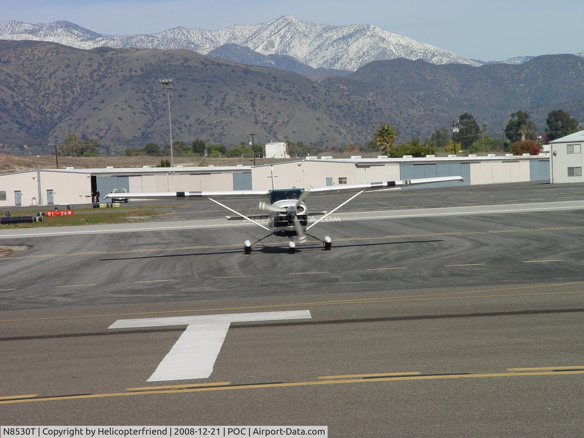 N8530T, 1959 Cessna 182C Skylane C/N 52430, Enroute to display area/On display at Brackett/Flying in/Flying out
