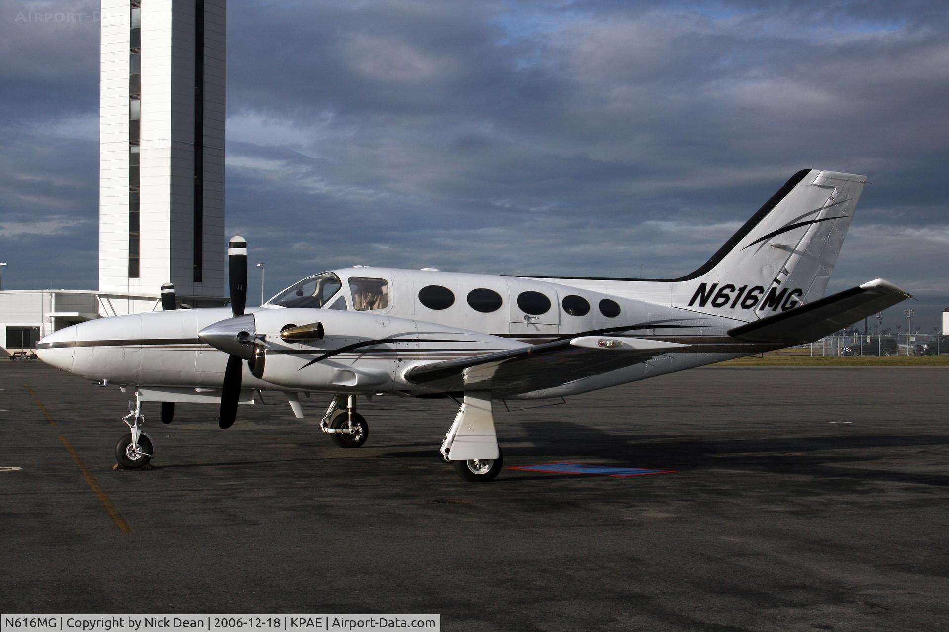 N616MG, Cessna 425 C/N 425-0087, KPAE