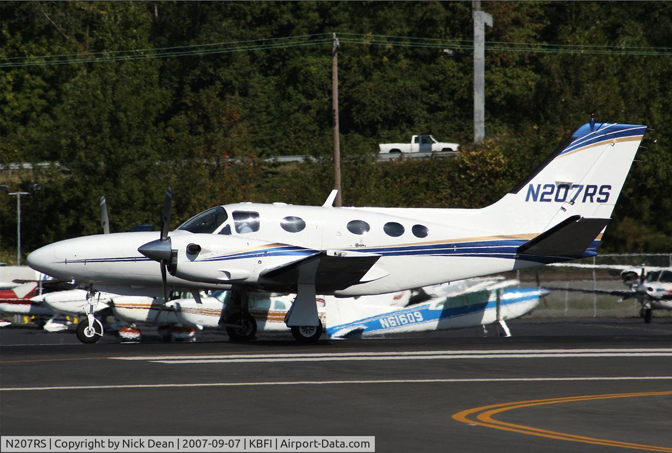 N207RS, 1984 Cessna 425 Conquest I C/N 425-0195, KBFI