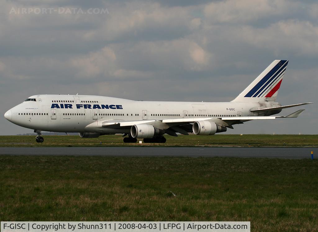 F-GISC, 1992 Boeing 747-428M C/N 25599, Arriving from flight...