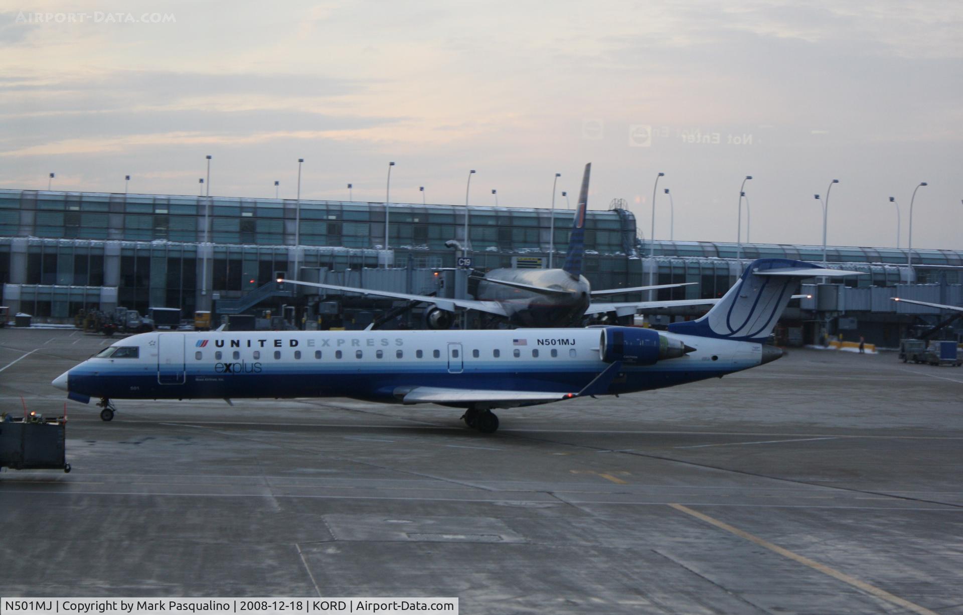 N501MJ, 2002 Canadair CL-600-2C10 Regional Jet CRJ-700 C/N 10047, CL-600-2C10