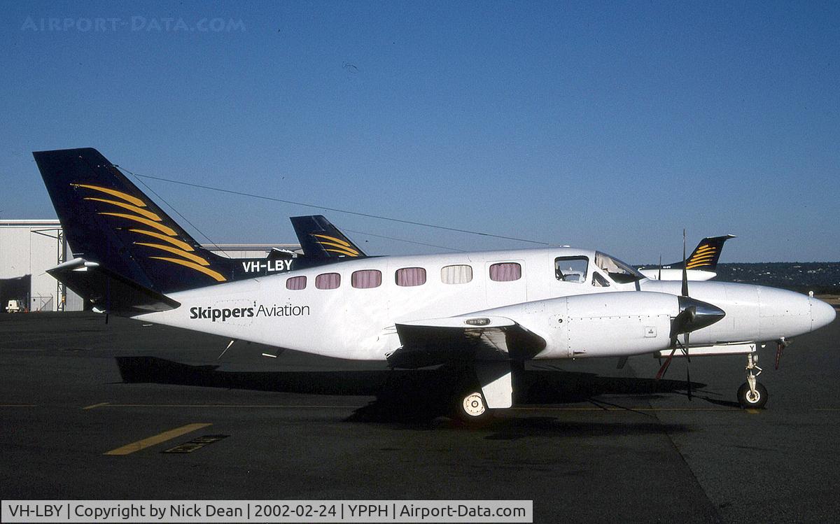 VH-LBY, Cessna 441 Conquest II C/N 441-0023, YPPH