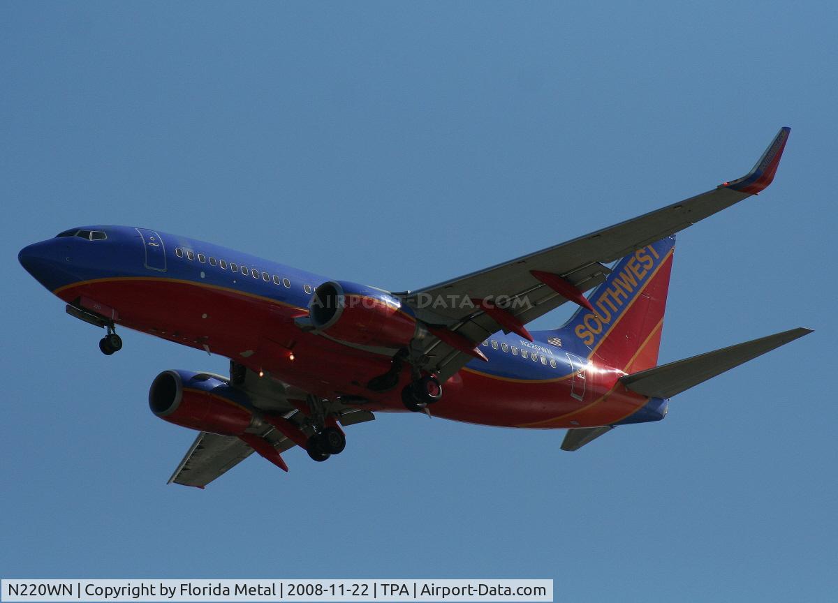 N220WN, 2005 Boeing 737-7H4 C/N 32491, Southwest 737-700