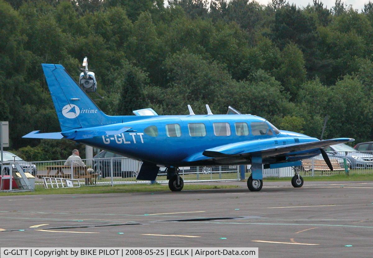 G-GLTT, 1984 Piper PA-31-350 Navajo Chieftain Chieftain C/N 31-8452004, TANGO TANGO WAITING FOR PASSENGERS AT SLOT 1