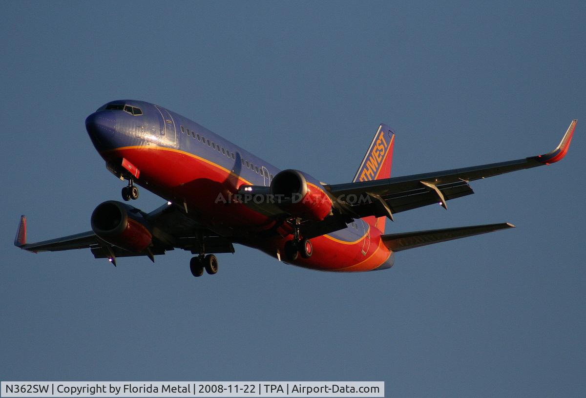 N362SW, 1992 Boeing 737-3H4 C/N 26573, Southwest 737-300