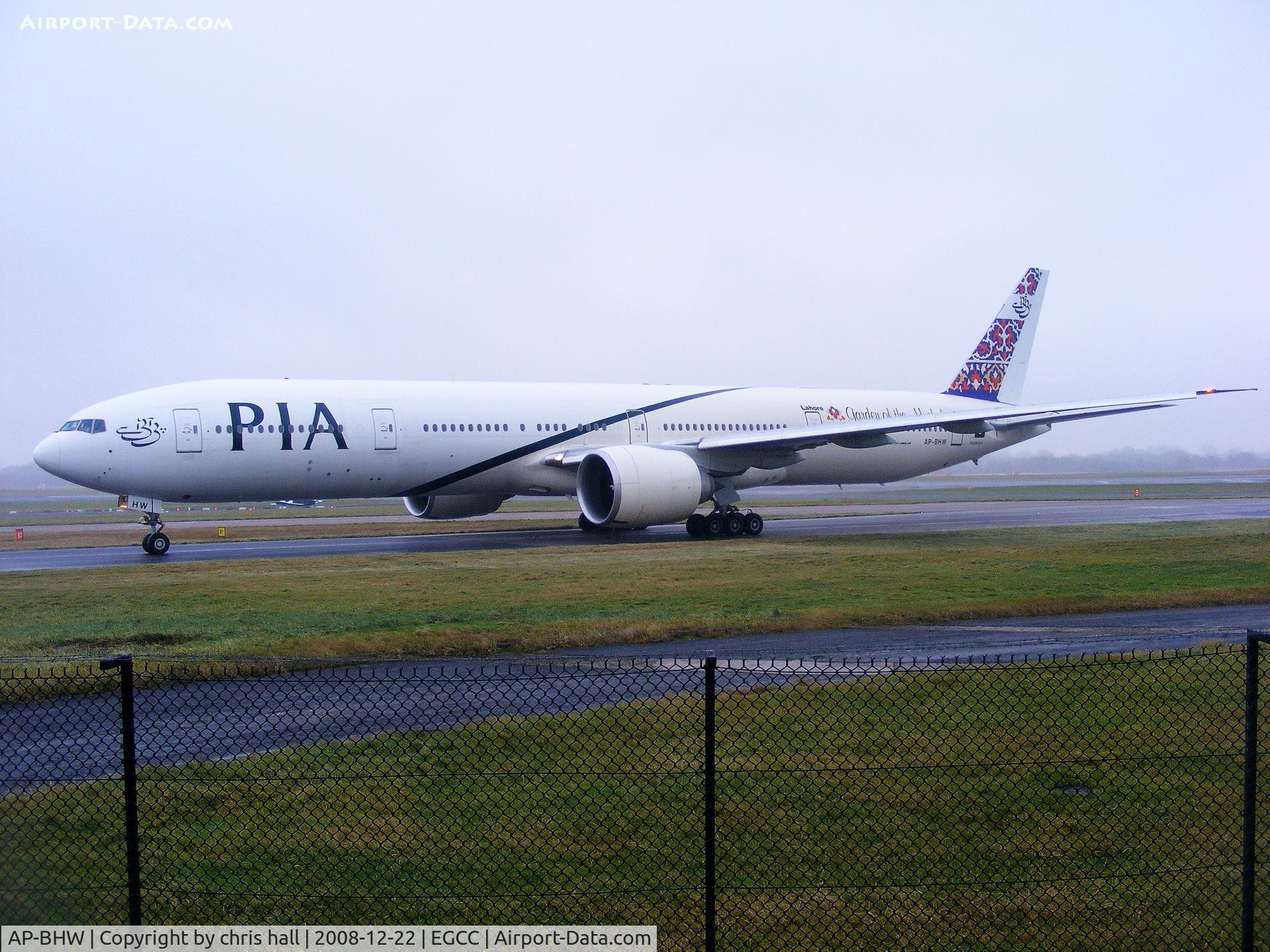 AP-BHW, 2007 Boeing 777-340/ER C/N 33779, PIA