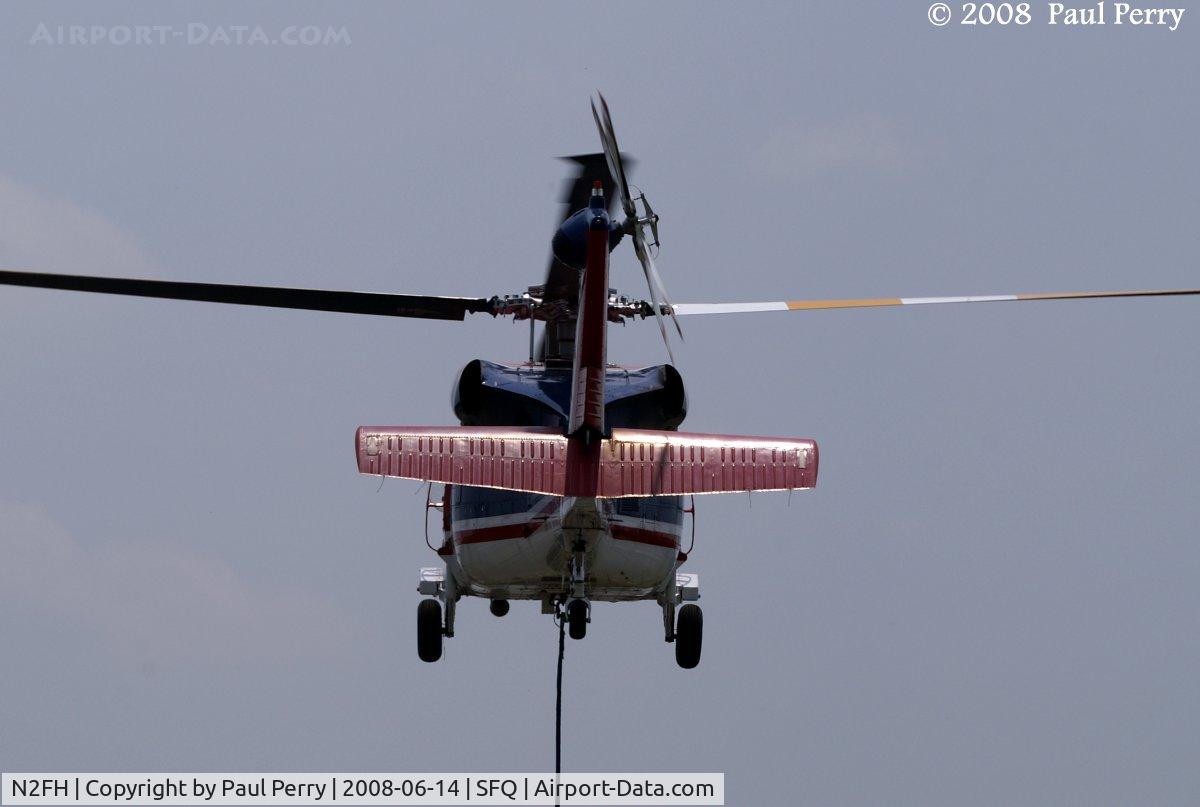 N2FH, 1986 Sikorsky S-70C C/N 701029, In the hover