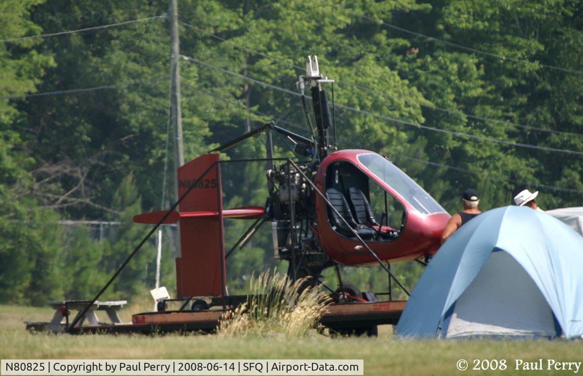 N80825, 2006 American Autogyros Sparrowhawk C/N 001, Sitting on her trailer, before rotor attachment