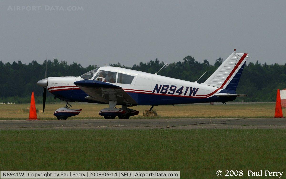 N8941W, 1966 Piper PA-28-235 Cherokee C/N 28-10809, Taxiing into the Fly-In for a bit