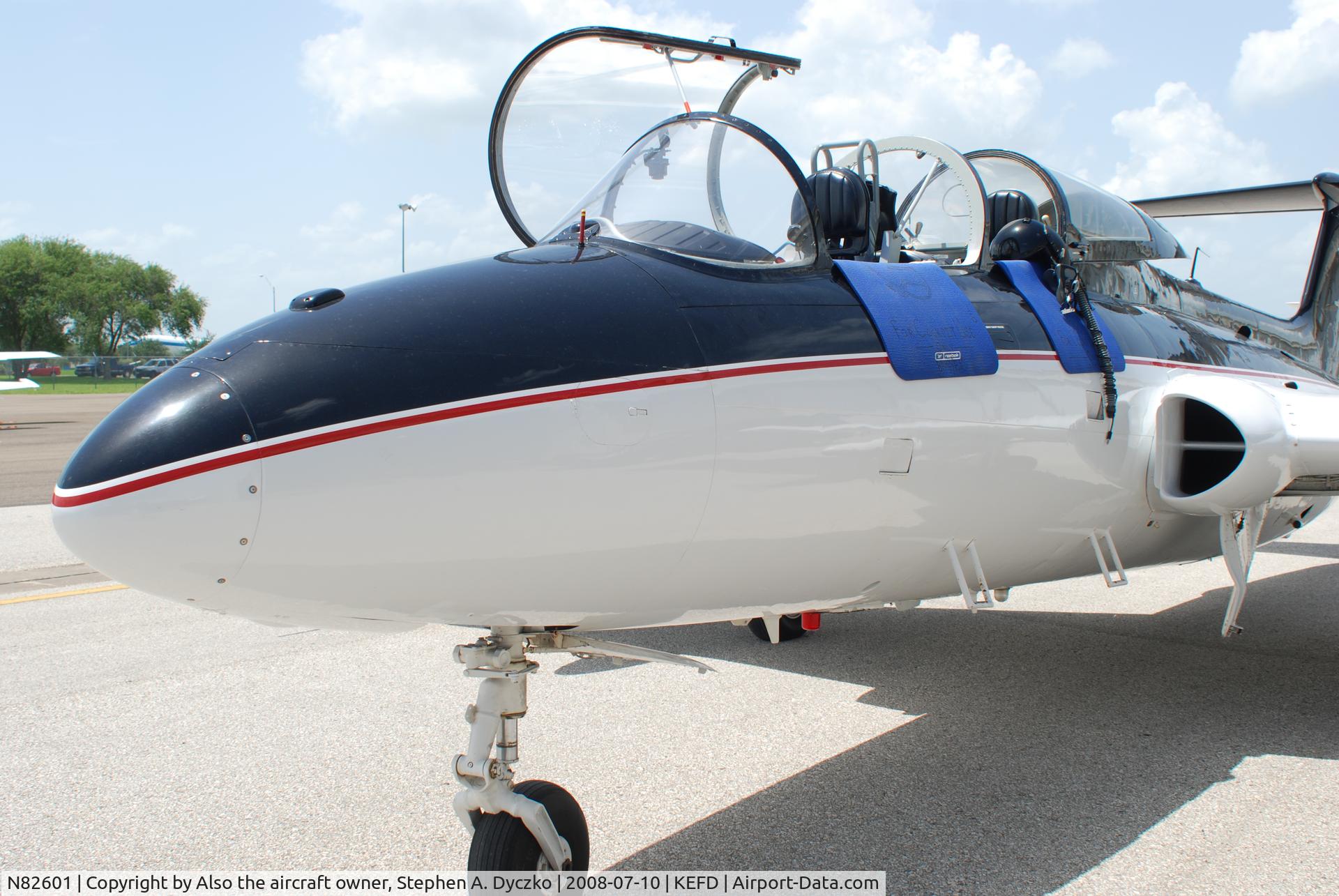 N82601, 1967 Aero L-29 DELFIN C/N 792661, Aircraft ready for the days instruction