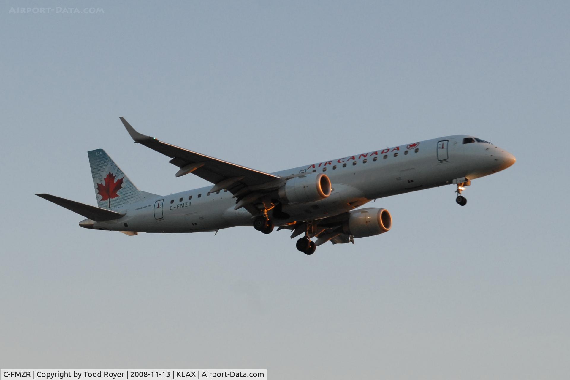 C-FMZR, 2007 Embraer 190AR (ERJ-190-100IGW) C/N 19000116, C-FMZR @ LAX