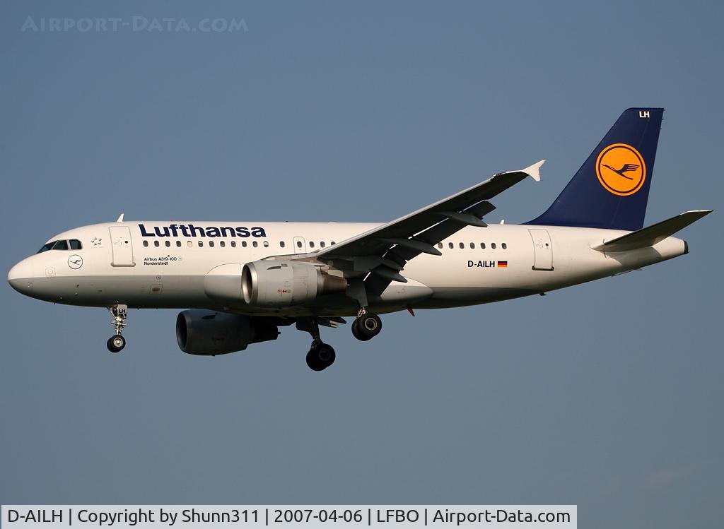 D-AILH, 1997 Airbus A319-114 C/N 641, Landing rwy 32L