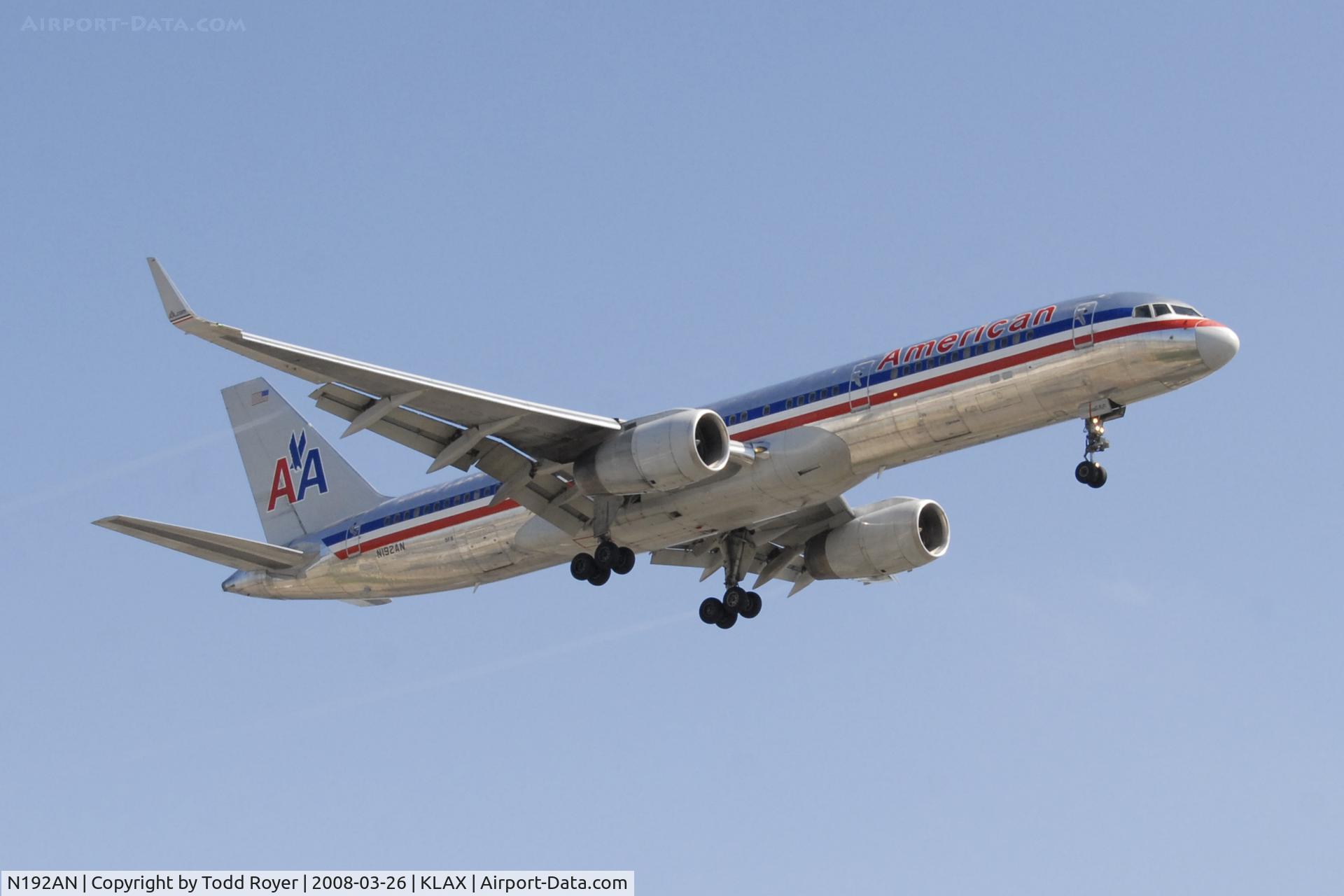 N192AN, 2001 Boeing 757-223 C/N 32386, American 757 at LAX