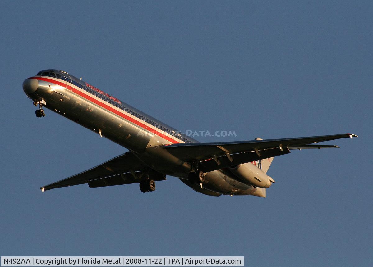 N492AA, 1989 McDonnell Douglas MD-82 (DC-9-82) C/N 49730, American MD-82