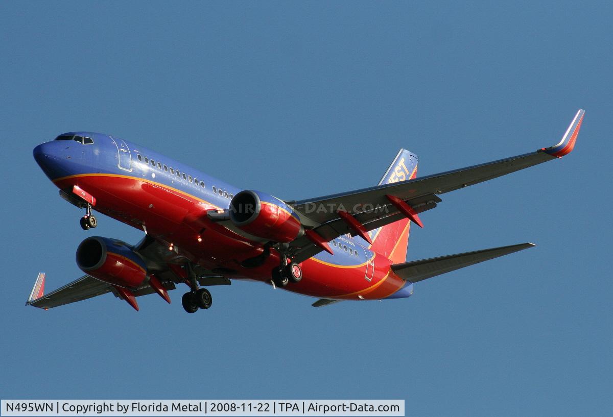 N495WN, 2004 Boeing 737-7H4 C/N 33869, Southwest 737-700