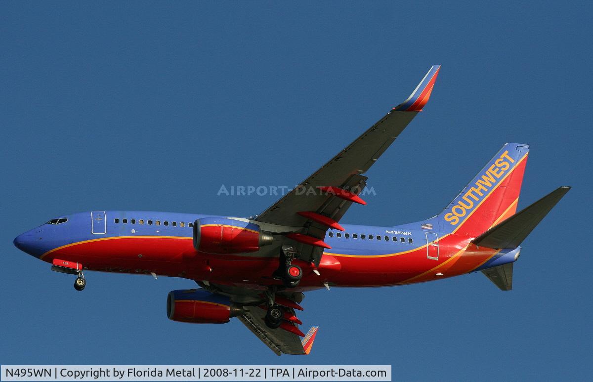 N495WN, 2004 Boeing 737-7H4 C/N 33869, Southwest 737-700