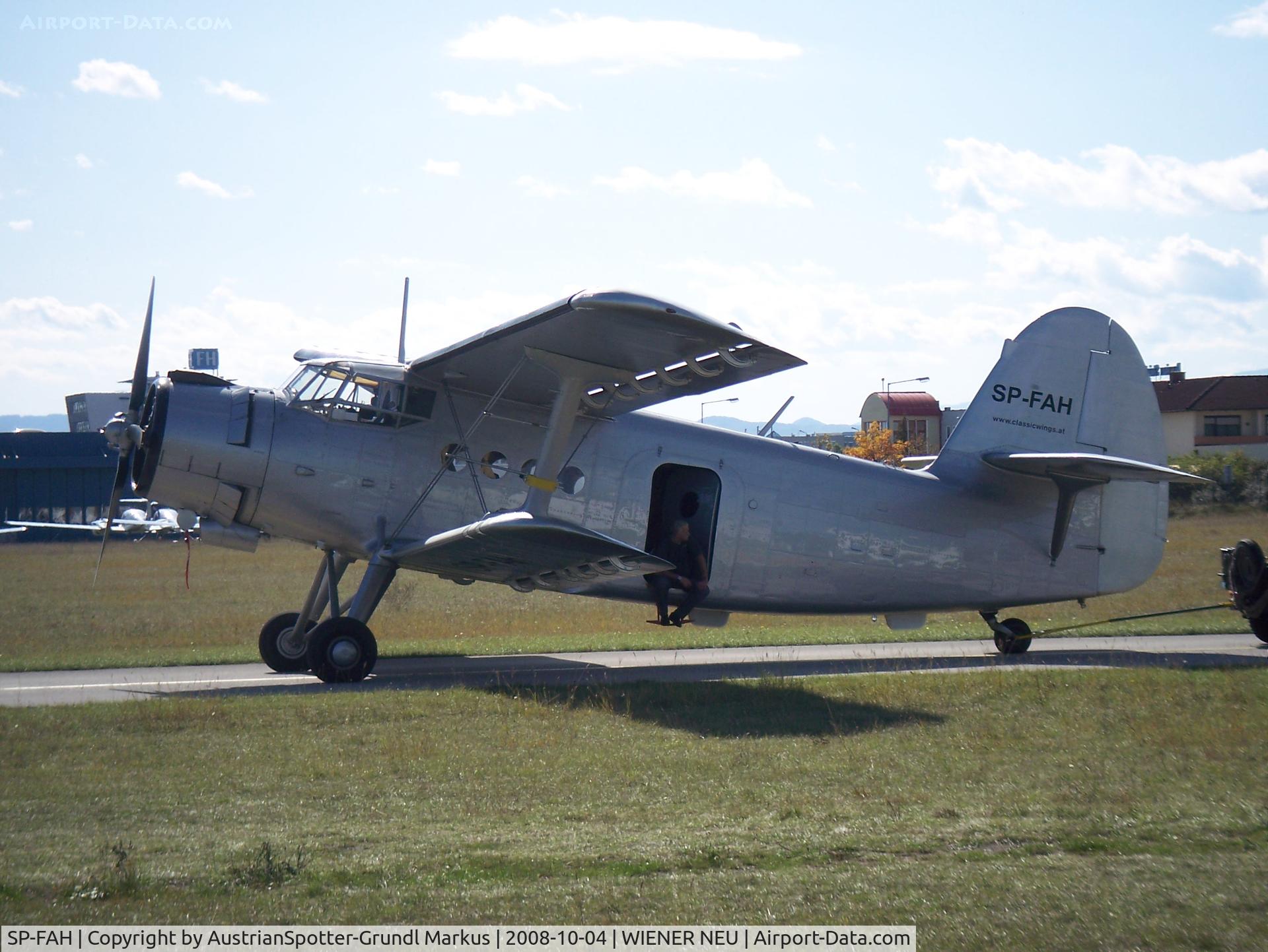 SP-FAH, Antonov An-2 C/N 1G233-22, Antonov An-2