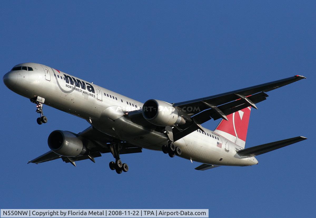 N550NW, 2001 Boeing 757-251 C/N 26497, Northwest 757-200